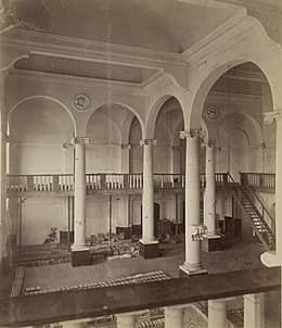 Interieur van de Hofkapel in 1879