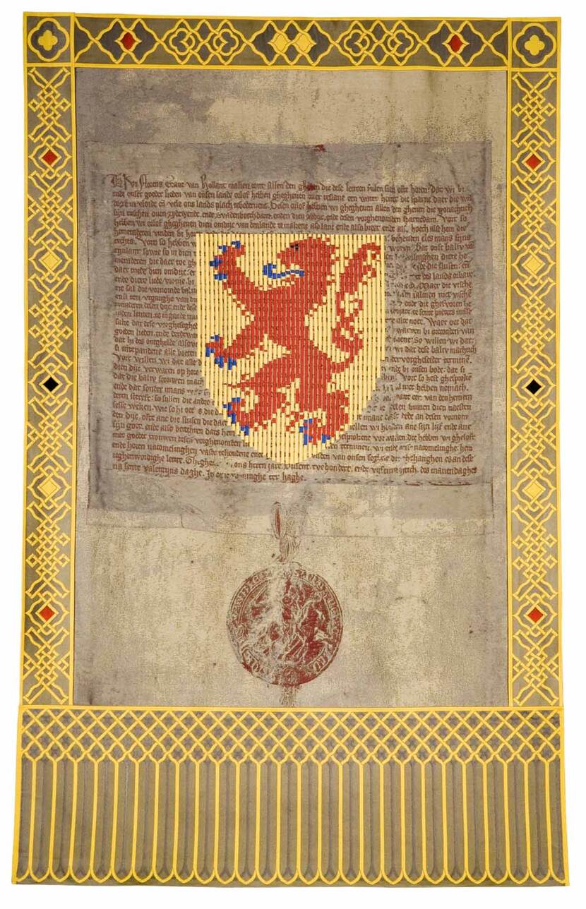 Wandkleed met de rode leeuw van Zuid-Holland en tekst van het “Privilege Graaf Floris V, vroege charter Heemraadschap (1286)”